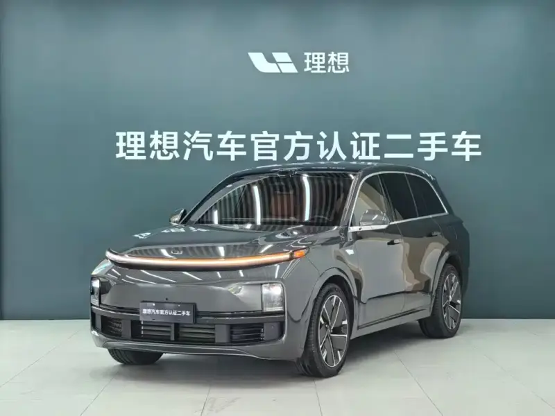 Li Auto L8
