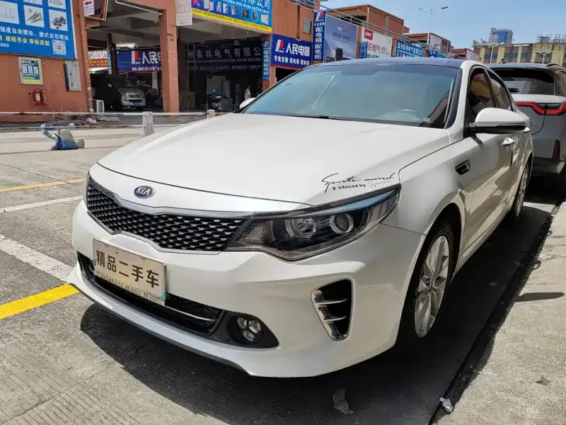 Kia K5