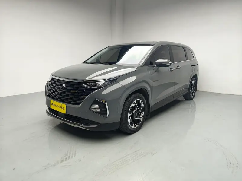 Hyundai Custo