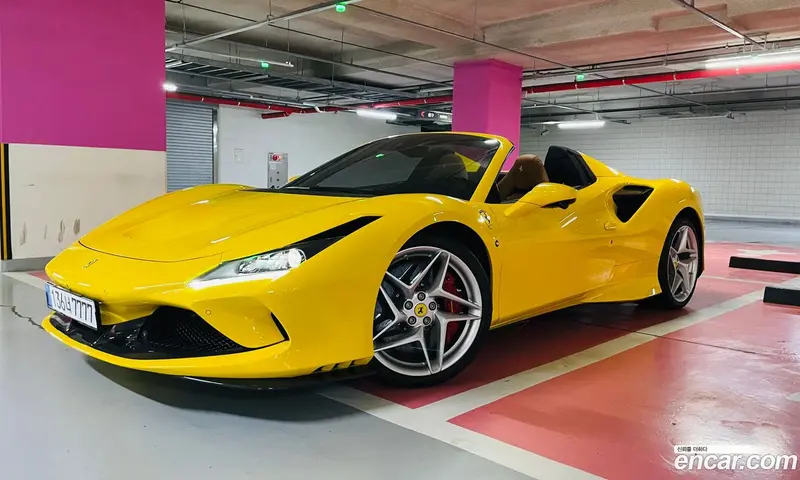 Ferrari F8