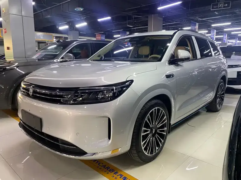 AITO M7