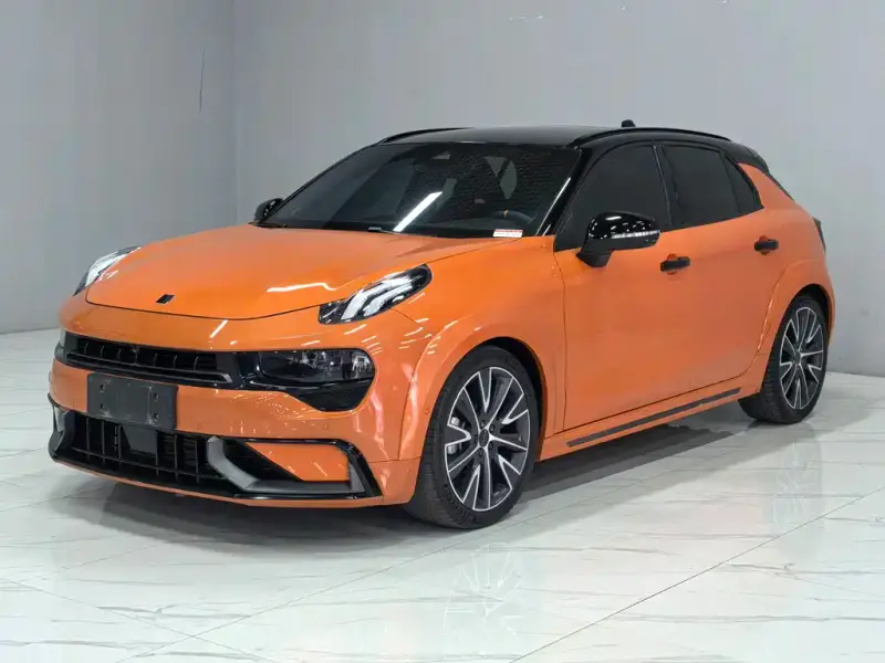 Lynk & Co 02 Hatchback