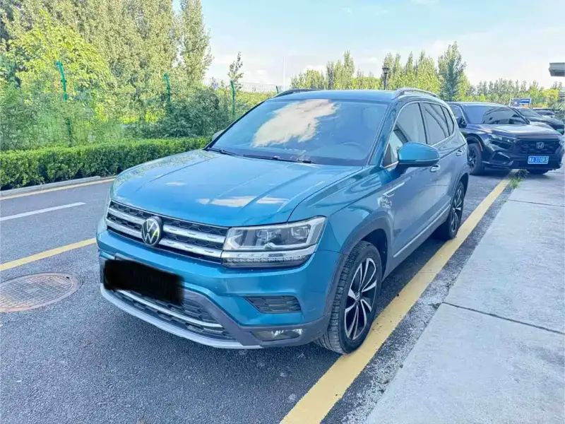 Volkswagen Tharu
