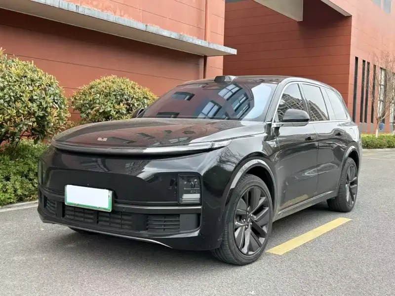 Li Auto L8