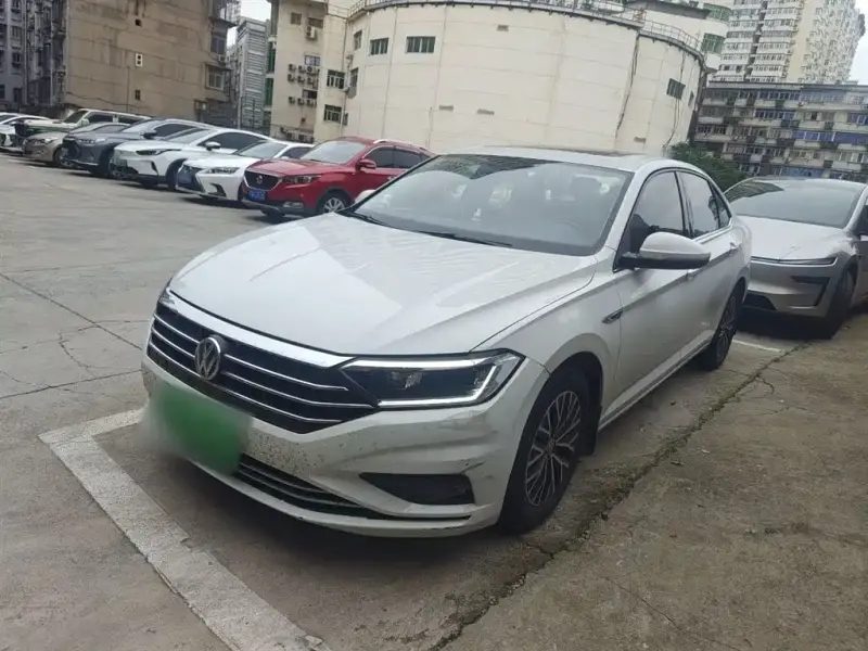 Volkswagen Sagitar
