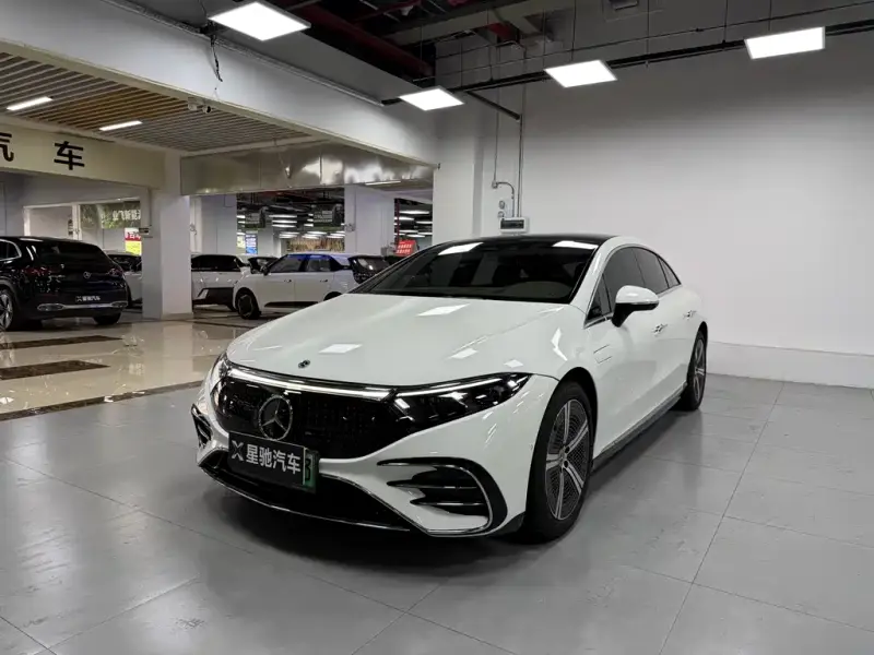 Mercedes-Benz EQS