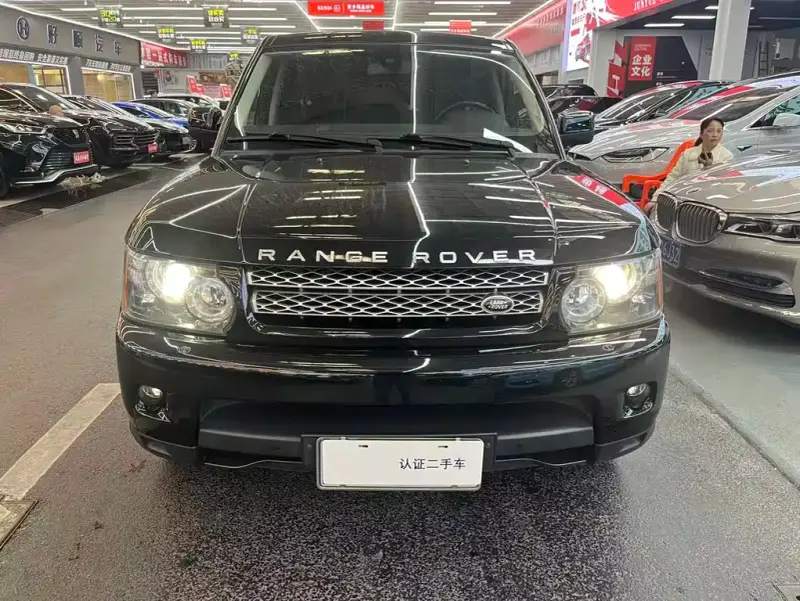 Land Rover Sport
