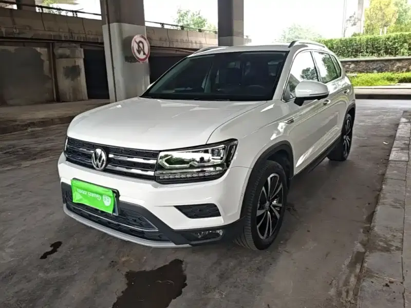 Volkswagen Tharu