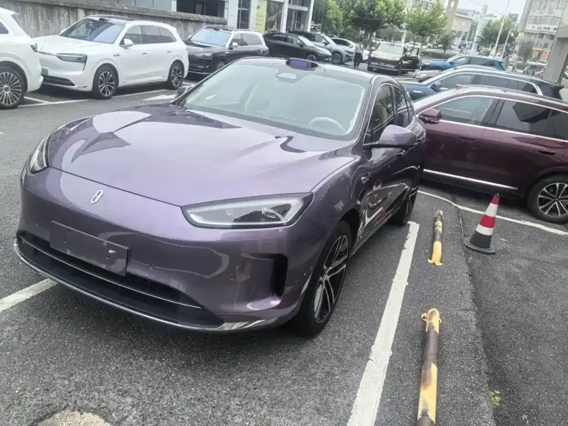 AITO M5