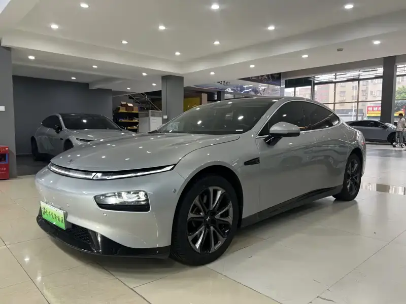XPeng P7