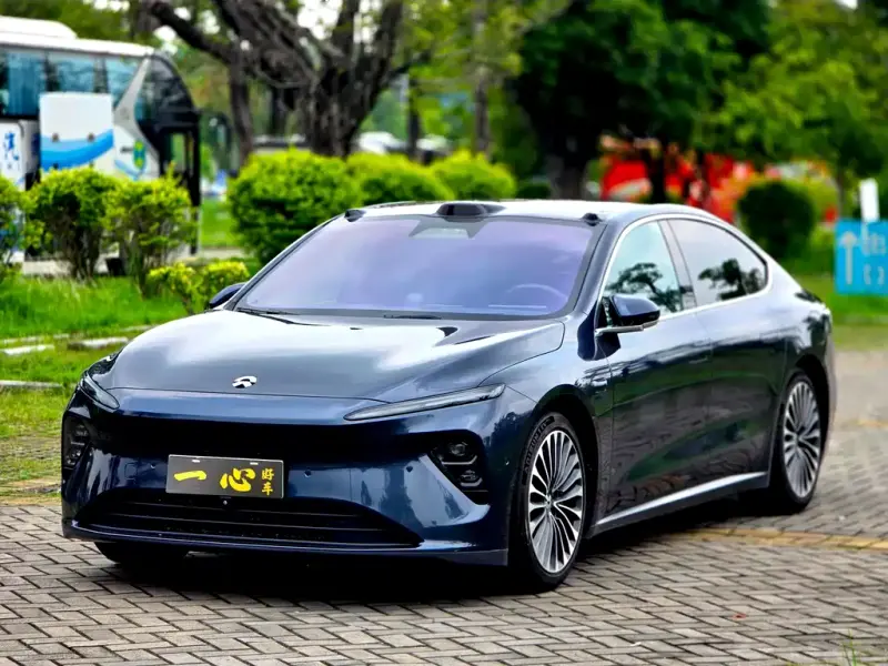 NIO ET7