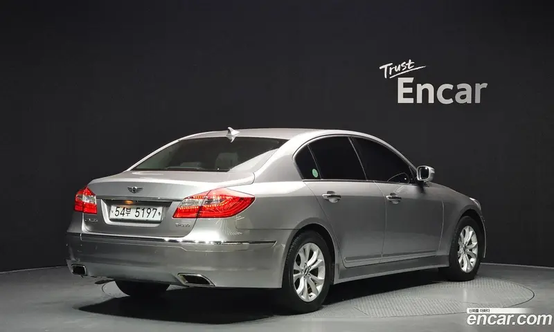 Hyundai Genesis
