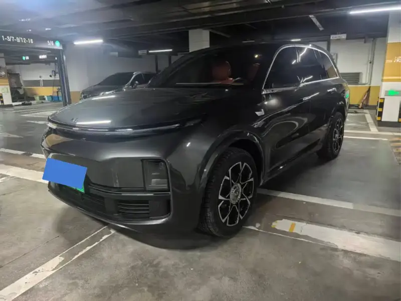 Li Auto L8