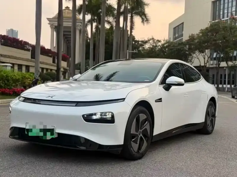 XPeng P7