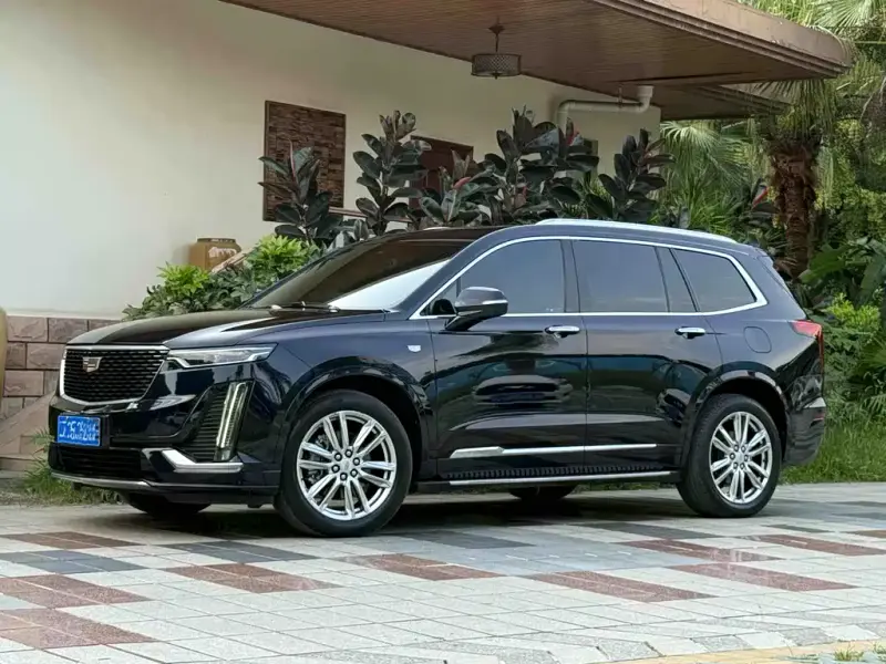 Cadillac XT6