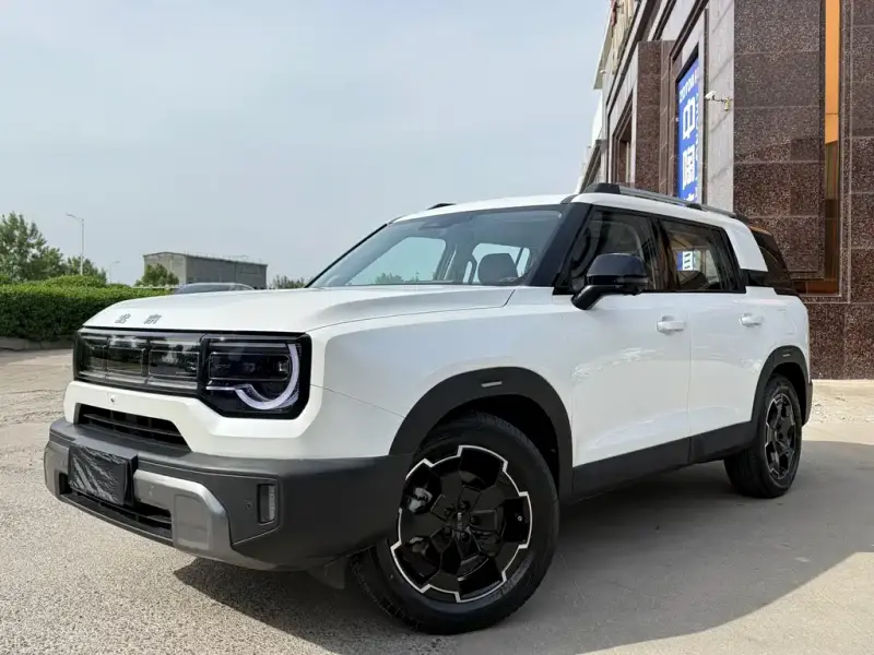 Beijing Off-Road BJ30