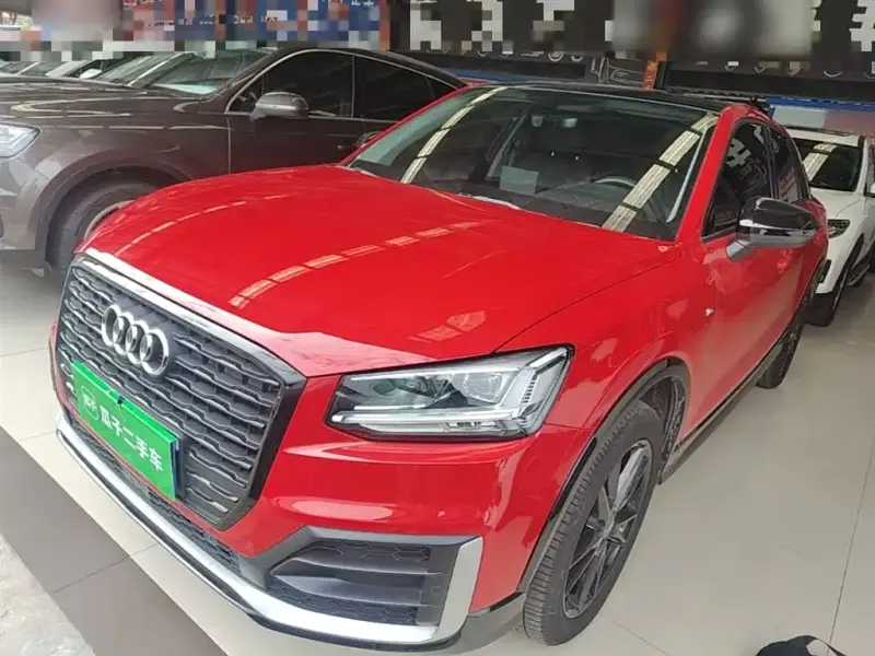 Audi Q2L
