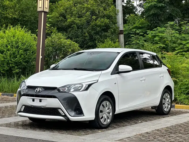 Toyota Yaris L