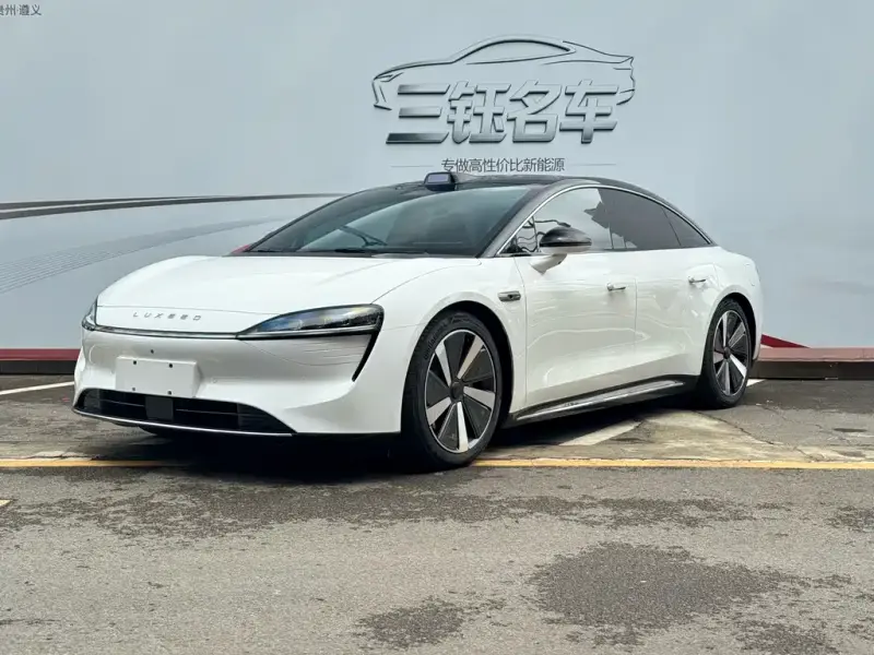 Luxeed Zhijie S7