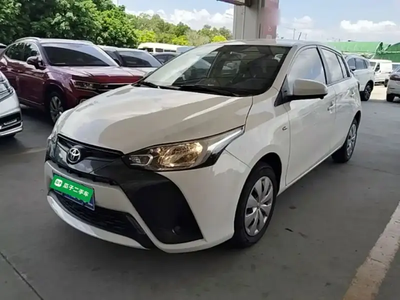 Toyota Yaris L