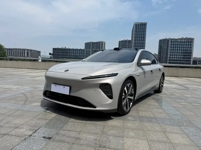 NIO ET7