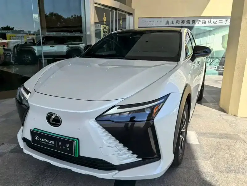 Lexus RZ