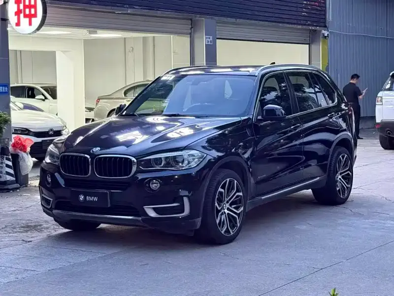 BMW X5 (Import)
