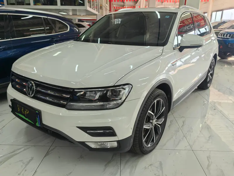 Volkswagen Tiguan L