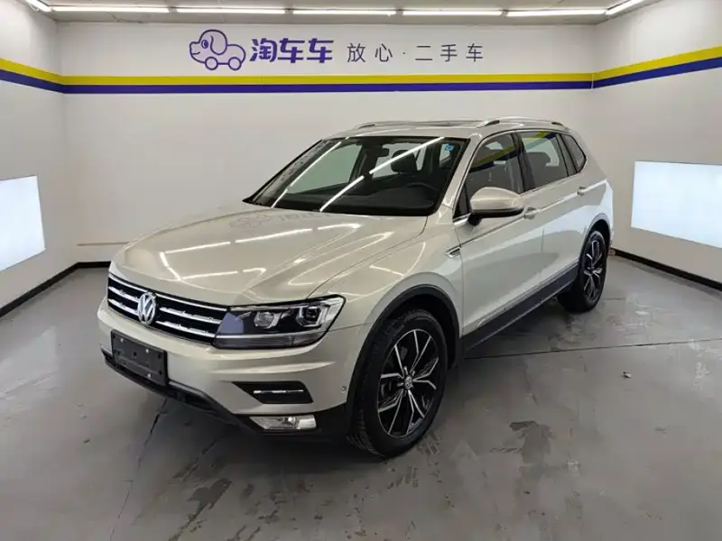Volkswagen Tiguan L