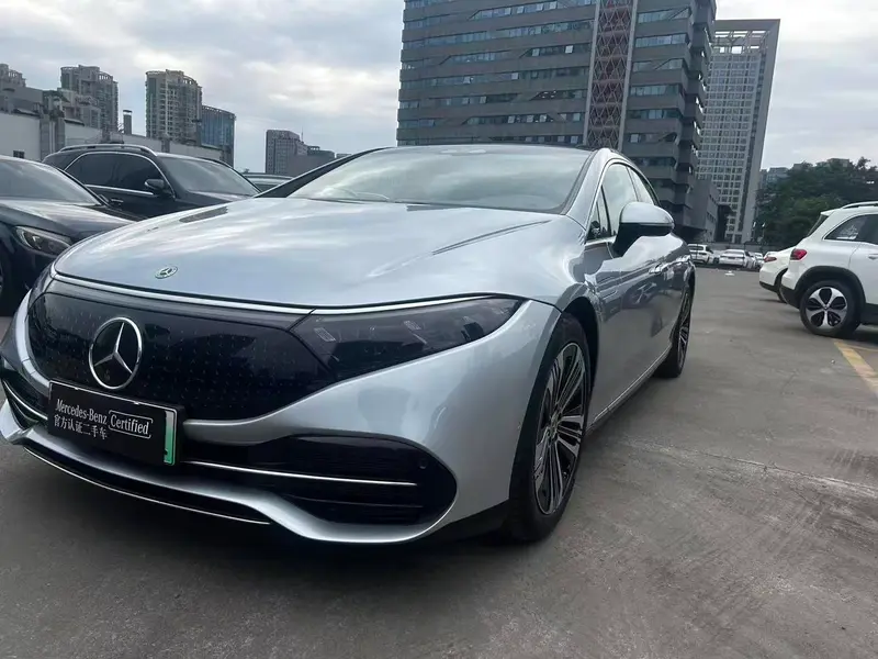 Mercedes-Benz EQS