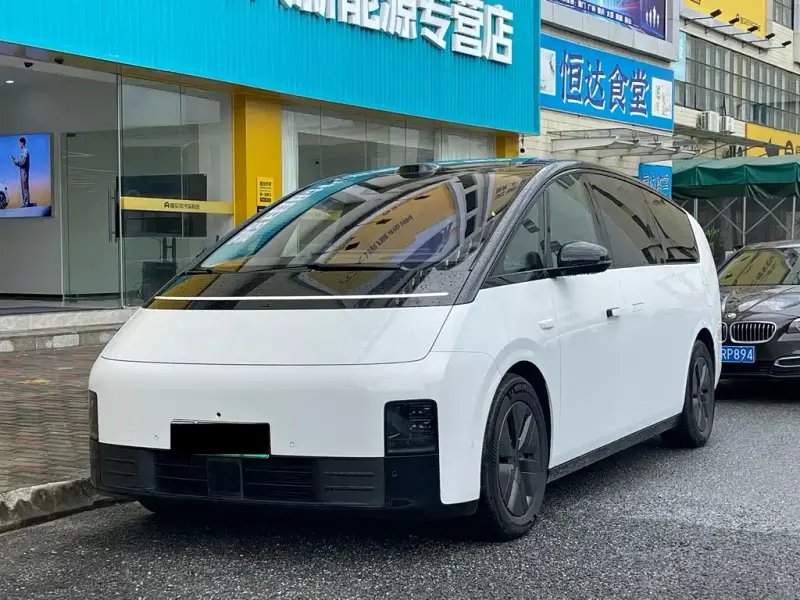 Li Auto MEGA