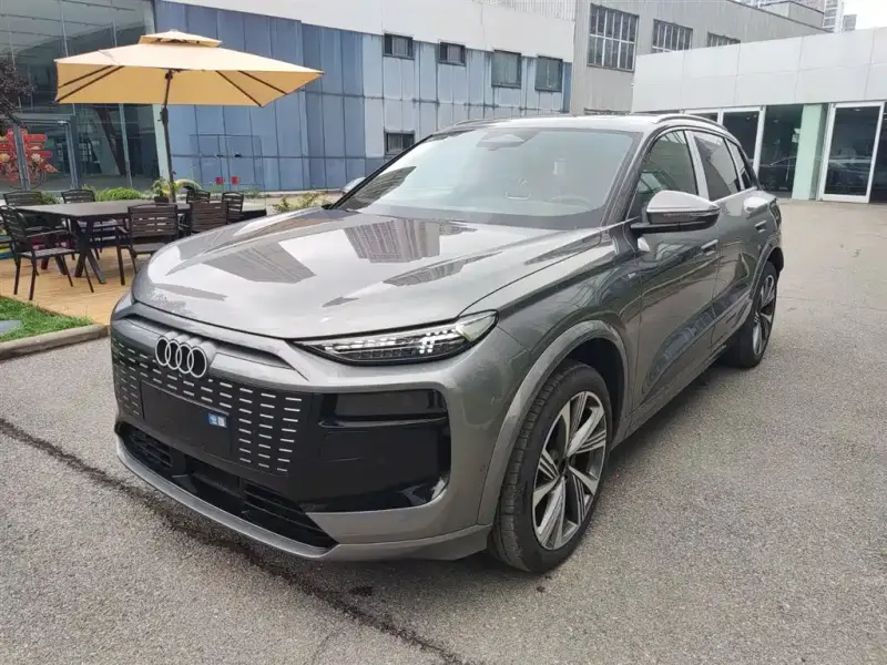 Audi Q6L e-tron