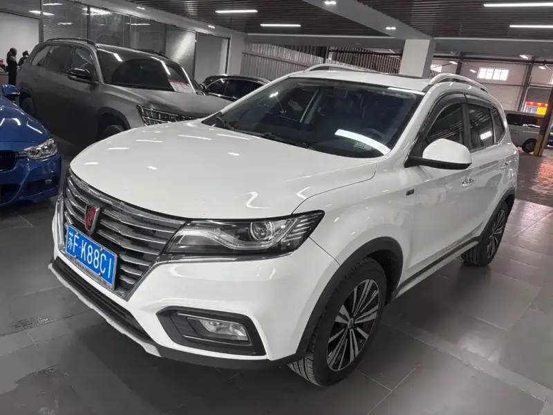 Roewe MG HS (RX5)