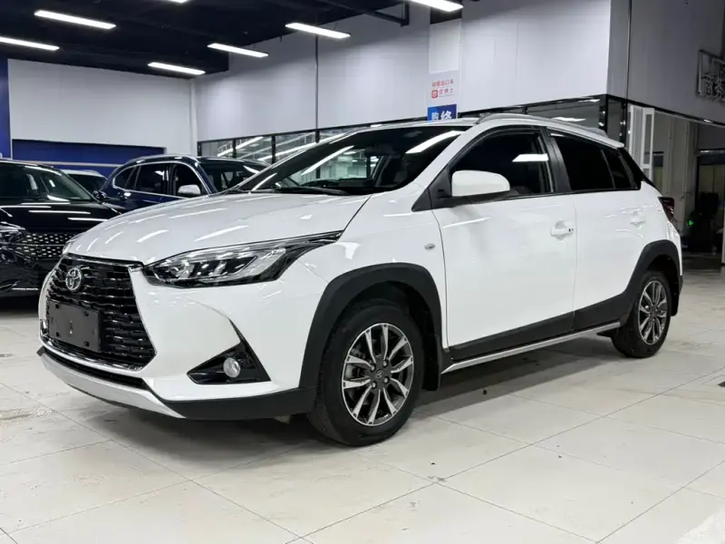 Toyota Yaris L