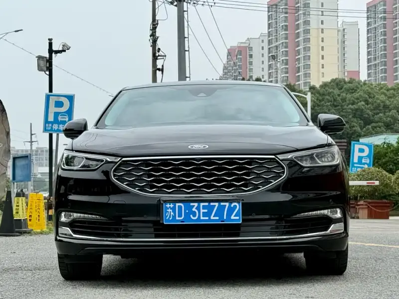 Ford Taurus