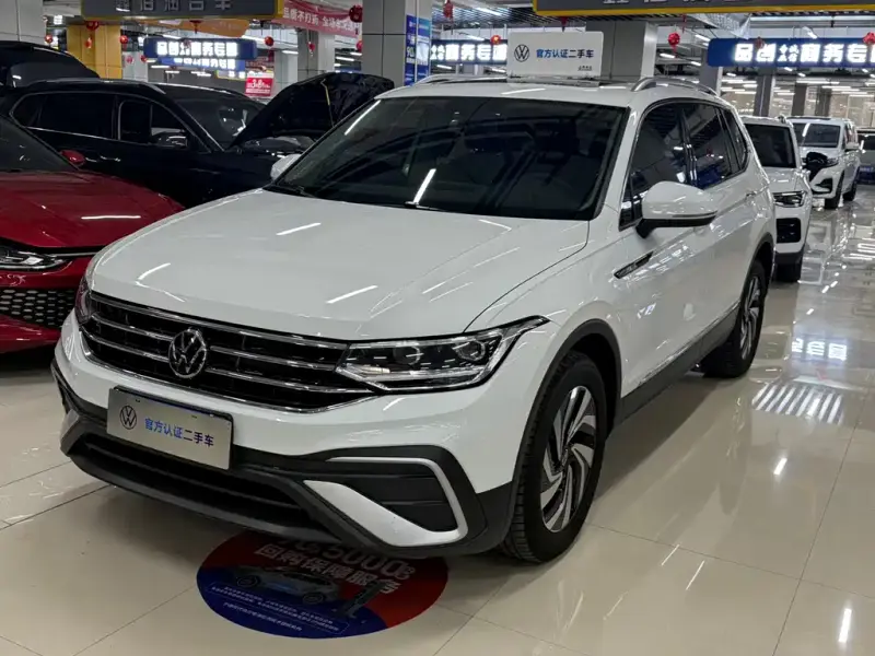 Volkswagen Tiguan L