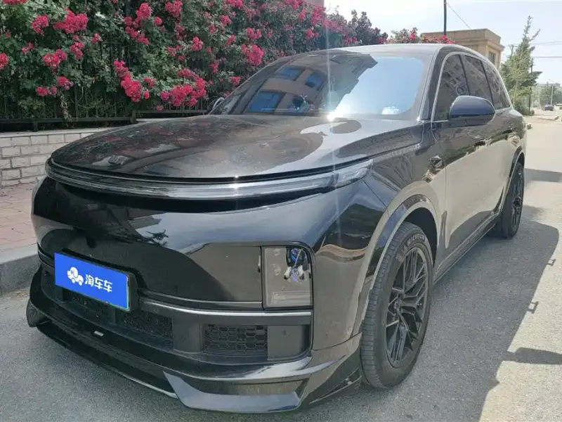 Li Auto L8