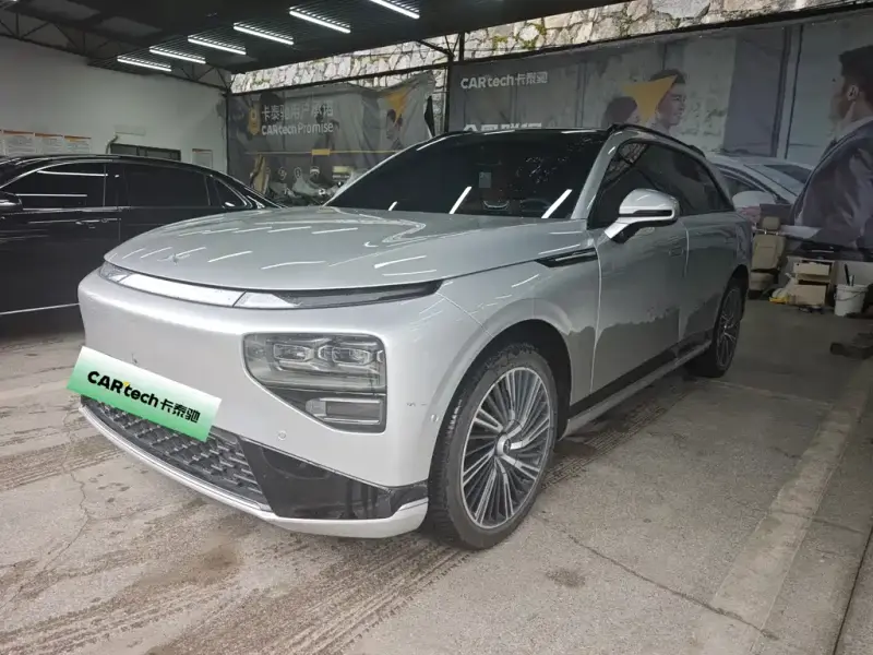 XPeng G9