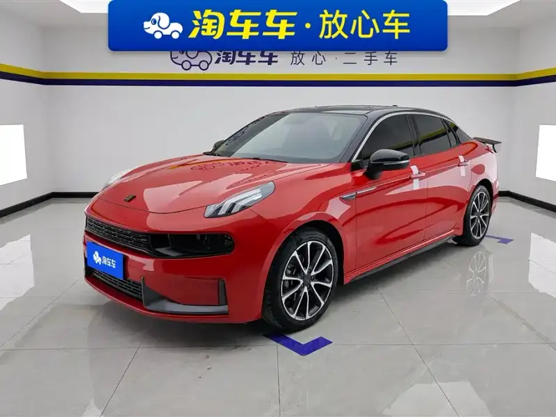 Lynk & Co 03