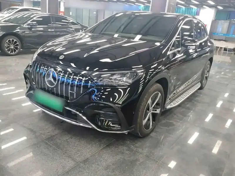 Mercedes-Benz EQE SUV