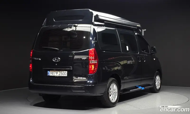 Hyundai H-1