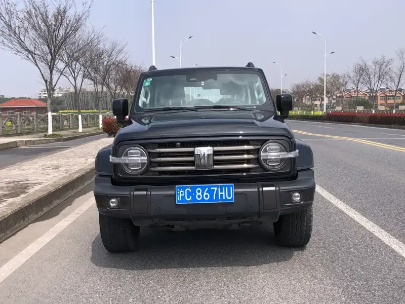 Tank 300