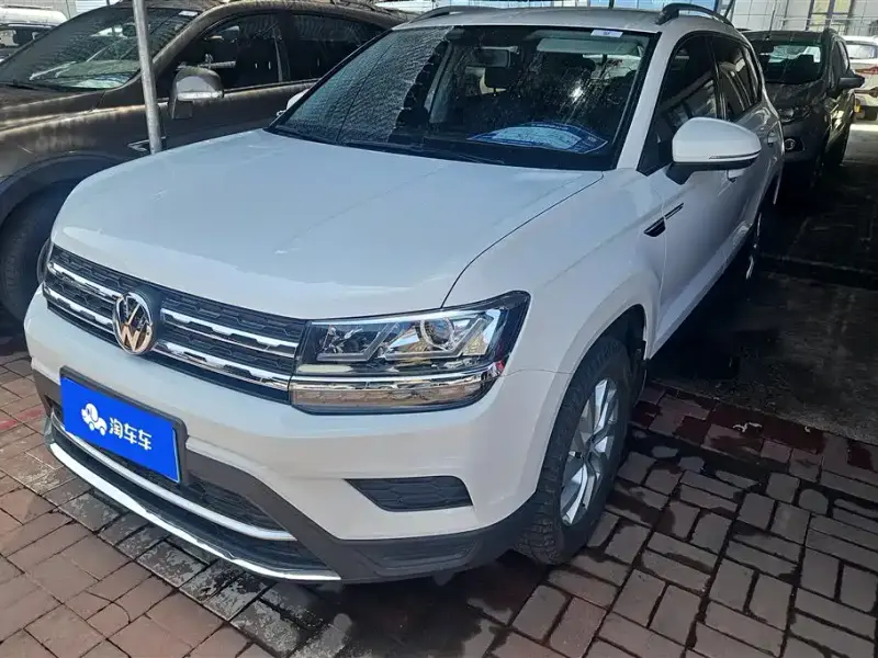 Volkswagen Tharu