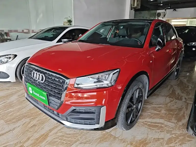 Audi Q2L