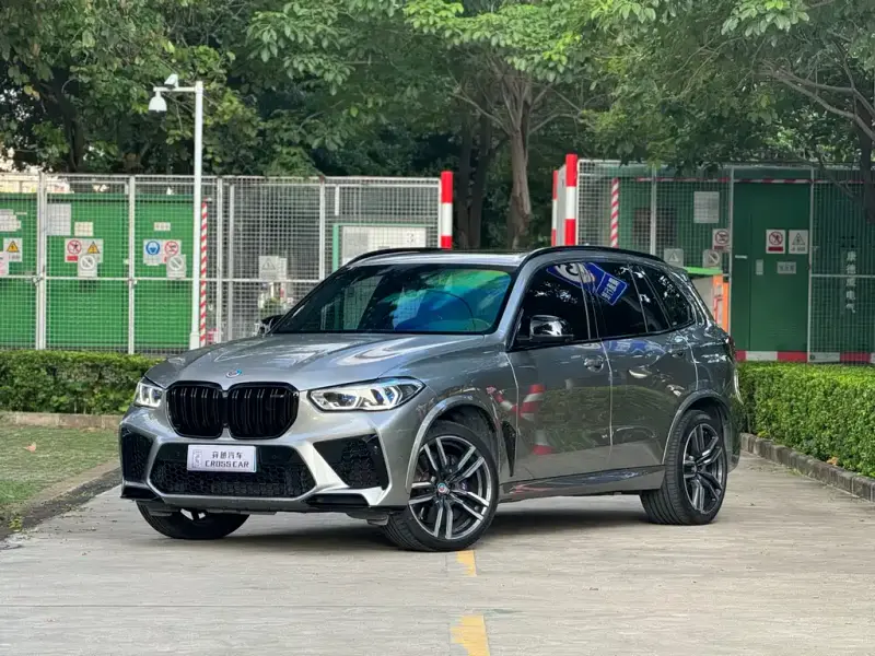BMW X5 M