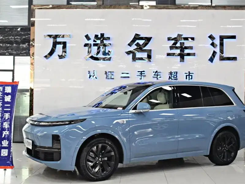 Li Auto L8
