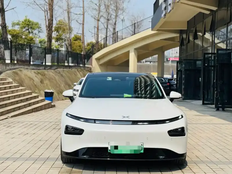XPeng P7