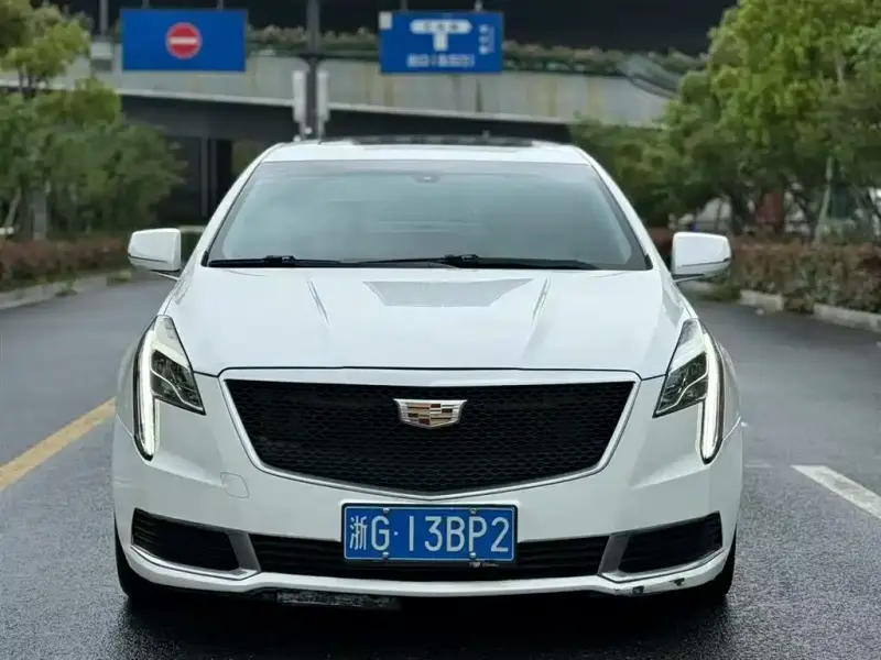 Cadillac XTS