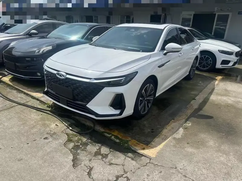 Chery Arrizo 8