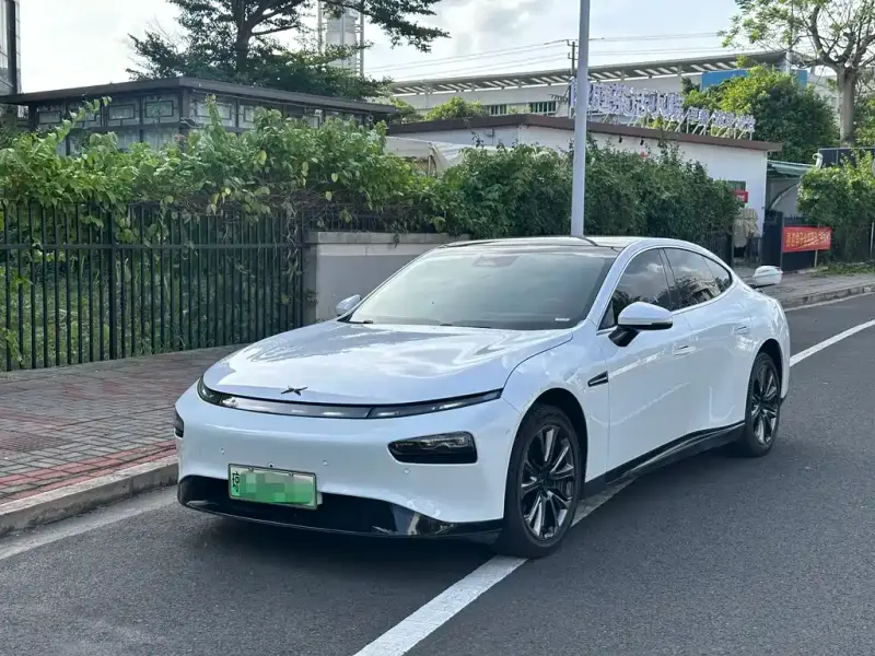 XPeng P7
